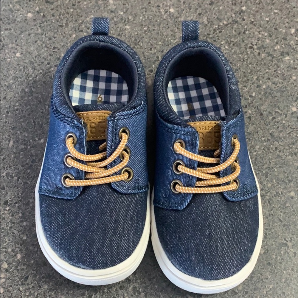 Denim slip on shoe Carter’s toddler size 6